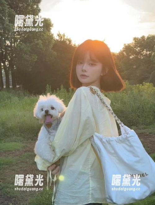 155.fu 155.fu更新了,大家都说不如我的八卦盘点来得劲!