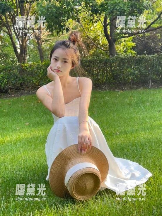 17c 17c里面的黑料就像无底洞,永不迷路我也只能在深渊徘徊。