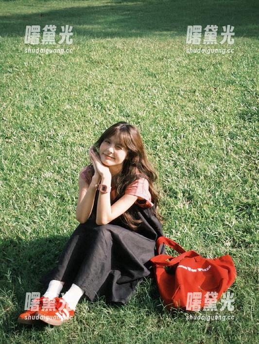 “51吃瓜”的资源分配，一边吃着瓜，一边盘算着网址好不好用。