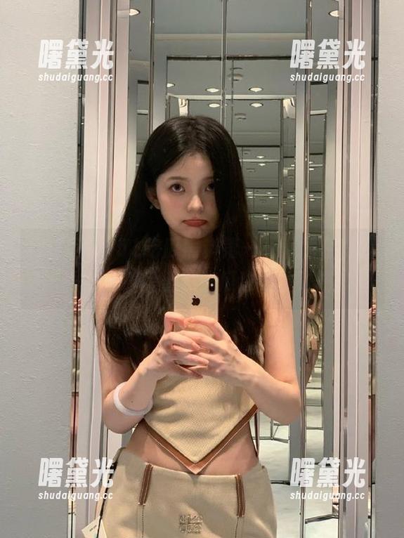 51吃瓜黑料第一页下载后，我昏倒在键盘上，这瓜也太重了吧!