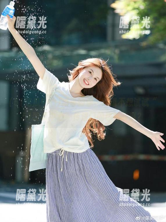 51吃瓜中心 猎奇的你,难道不想试试“51吃瓜中心”传送门的热辣故事?