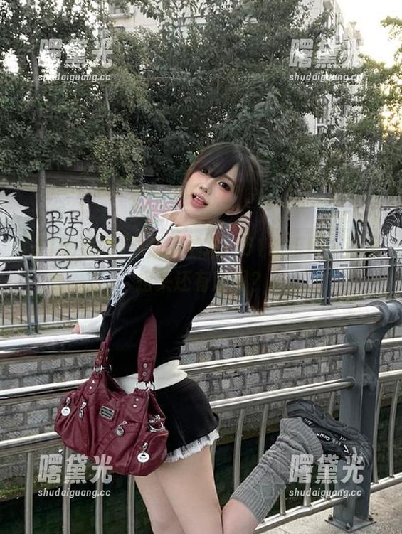 51吃瓜网 导航目的地:51吃瓜网,这里扭头还有戏吗?