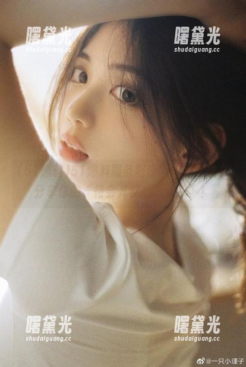 51爆料 51爆料服务器崩了,大家快来分享你的“待会儿就想吐的瓜”!