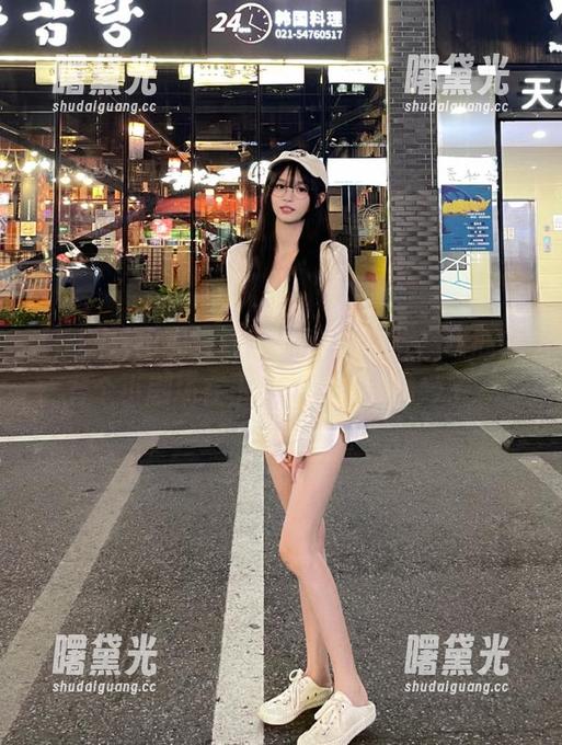 51黑料 观看起来“51黑料”,我心中有个小剧场在上演,剧情太精妙了。