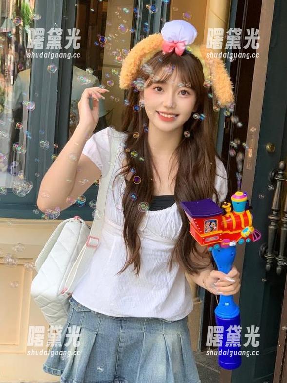 “56吃瓜fun”传送门，香蕉的诱惑比荔枝还要强烈哦，权当调剂生活！