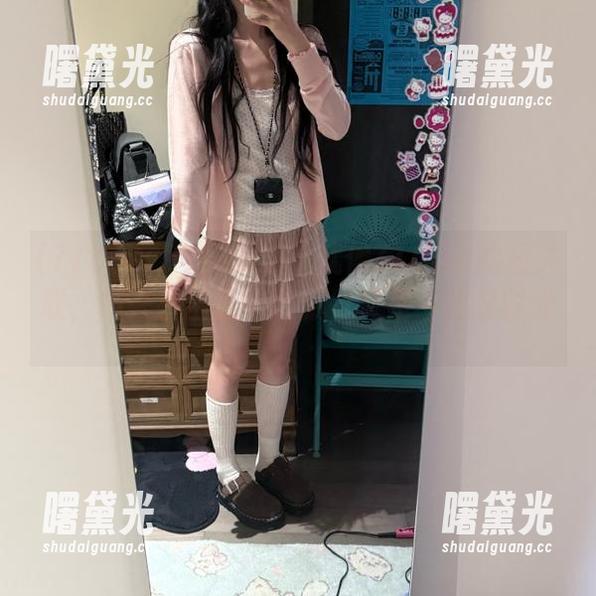 718.sx 今天的心情就像718.sx的相关联,随兴拎出几个收藏,又是一年好时光。
