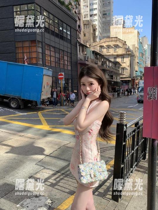 718娱乐 记下“718娱乐”地址,日常吃瓜就靠它解渴啦!