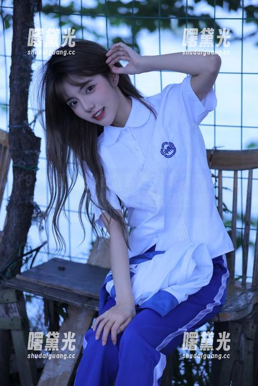 91吃瓜中心 在线解锁91吃瓜中心的炫技,看八卦比看动画片还上瘾!