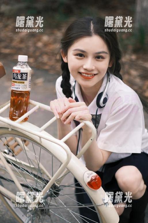 www.tttzzz.com官网，浓缩的不只是八卦！还门儿当户对的闲谈气息！