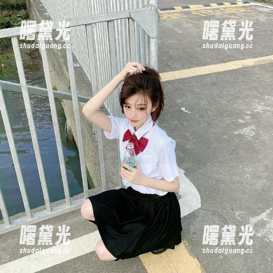 www.hl 点开www.hl155.ccm,走上这条妥妥的吃瓜线路,有点上头哦