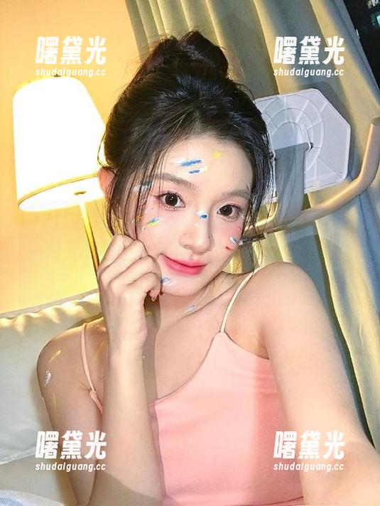 “zztt333”登录的瞬间，仿佛从一颗无聊的土豆变成了个会飞的西瓜，带着满满的惊喜！