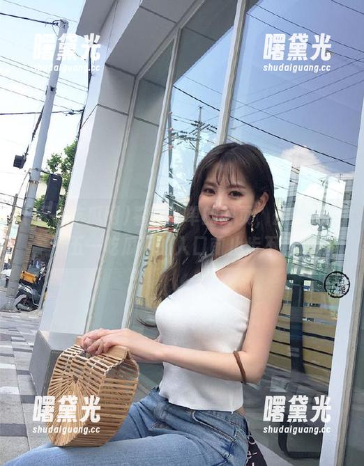 五一吃瓜网 看似简单的网页,却让我在五一吃瓜网的入口前止步不前