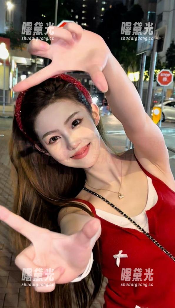 五一吃瓜网官网：今日又被瓜圈裹挟的我，无从逃脱啊！