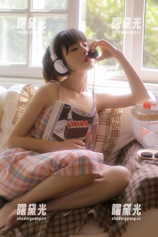 今日吃瓜91 页面一跳,我就进入今日吃瓜91黑料入口了,迷人的八卦世界!