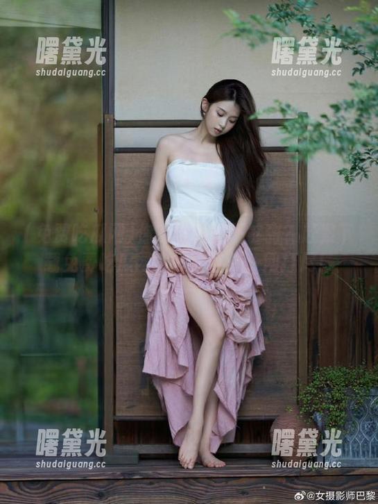 免费吃瓜网 你的瓜好像不够甜?赶紧下载免费吃瓜网,酸甜苦辣一网打尽!