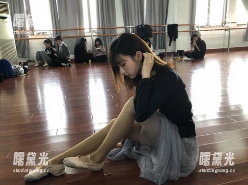 从此告别无趣生活，免费变身八卦达人，离不开“吃瓜网91”的你，真是个好朋友！