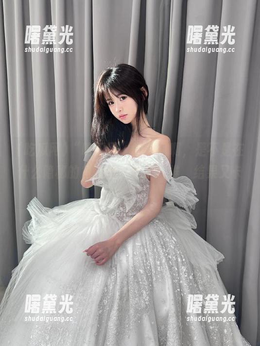 “吃瓜网”的入口啊，是不是在什么隐秘的角落里？查了一堆，结果又卡住了。