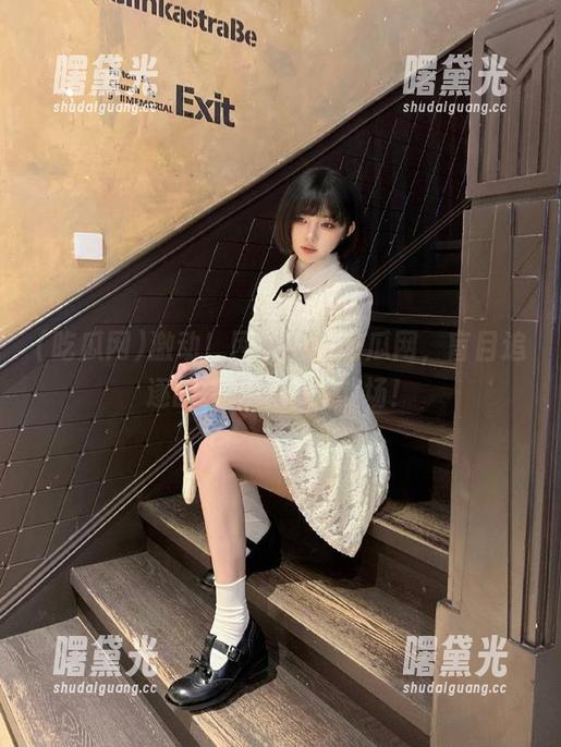 吃瓜网 激动!网址中的吃瓜网,盲目追逐的爆料原来藏战场!