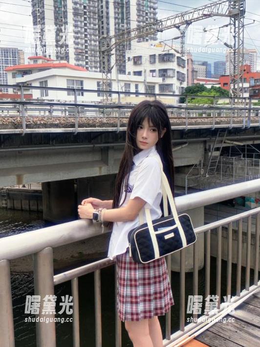 吃瓜黑料 听说明天“吃瓜黑料”网站有重磅在线内容,不来跟风可惜了!