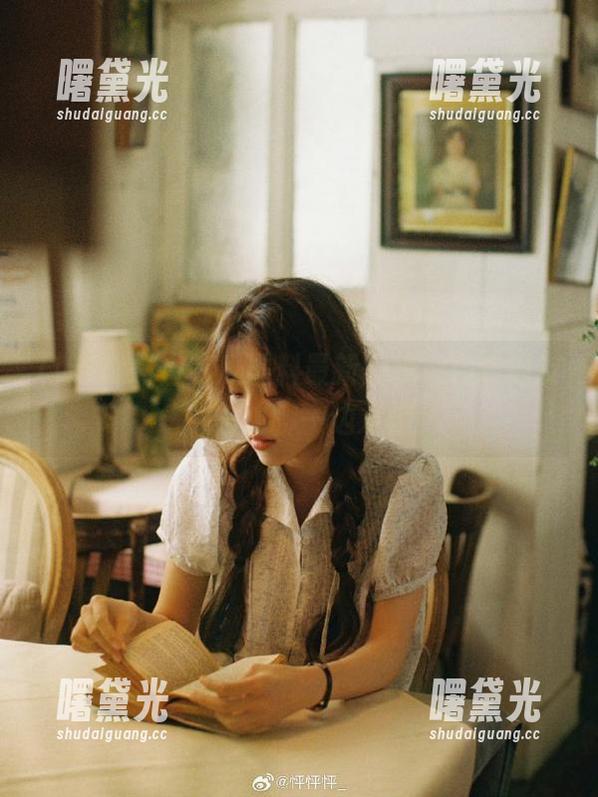 吃瓜黑料最新上线，在线瓜友们一边聊一边发烟