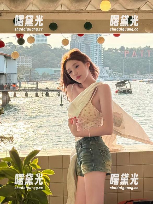 吾爱吃瓜 最新热搜事件,记得把吾爱吃瓜网官网加入收藏哦!