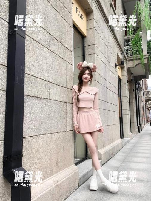 每日黑料 深夜不怕被黑,每日黑料苹果版带你畅享美味瓜!