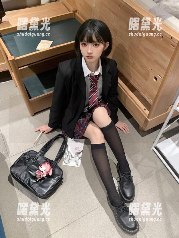 爆料吃瓜网 “爆料吃瓜网51”:传送门打开,瓜果馥郁,快来收割你的闲聊能量!