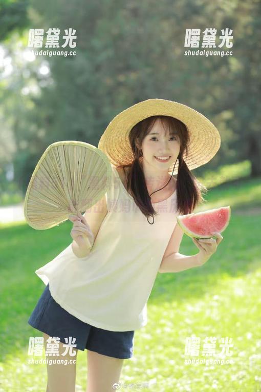 黑料51 “黑料51”传送门,进去就可能翻出姨妈巾的黑历史