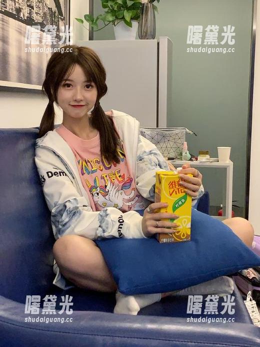 传送门在“黑料91”，有种瓜我劝你别吃，太酸了！