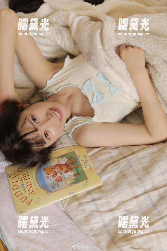吃瓜除了要有见识，还得会挑——所以在“黑料不打烊”app上我如何“HOLD”住这一切？