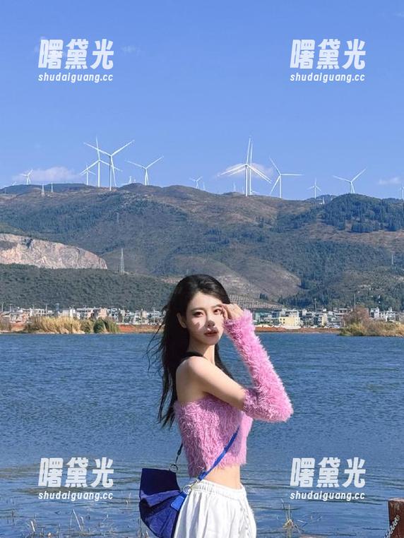 黑料不打烊 一言不合就开黑,打开“黑料不打烊,万里长征传”享受前方“隐秘线路”的爆料