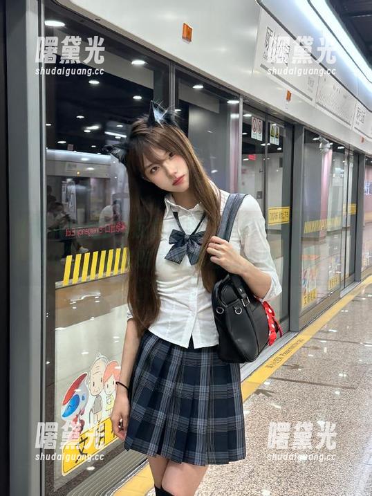 反复刷新“黑料不打烊166.su”，每次的发布都让我心跳加速！