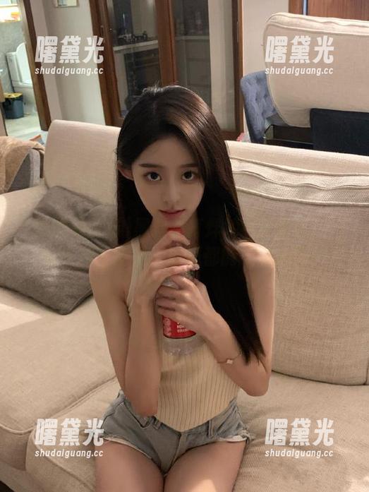 黑料不打烊地址：套餐内附赠十种正能量，吃瓜都能振奋心情！