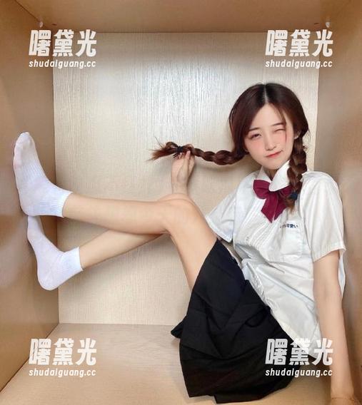 黑料吃瓜不打烊 黑料吃瓜不打烊,登录前先想想今天的八卦有多香?