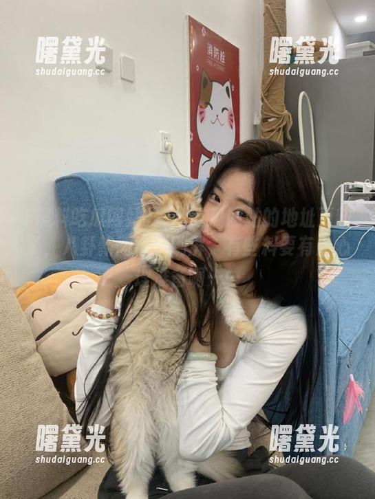 黑料吃瓜网站 黑料吃瓜网站的地址更新了,八卦新闻疯狂刷屏,有些料要有点心理准备啊……