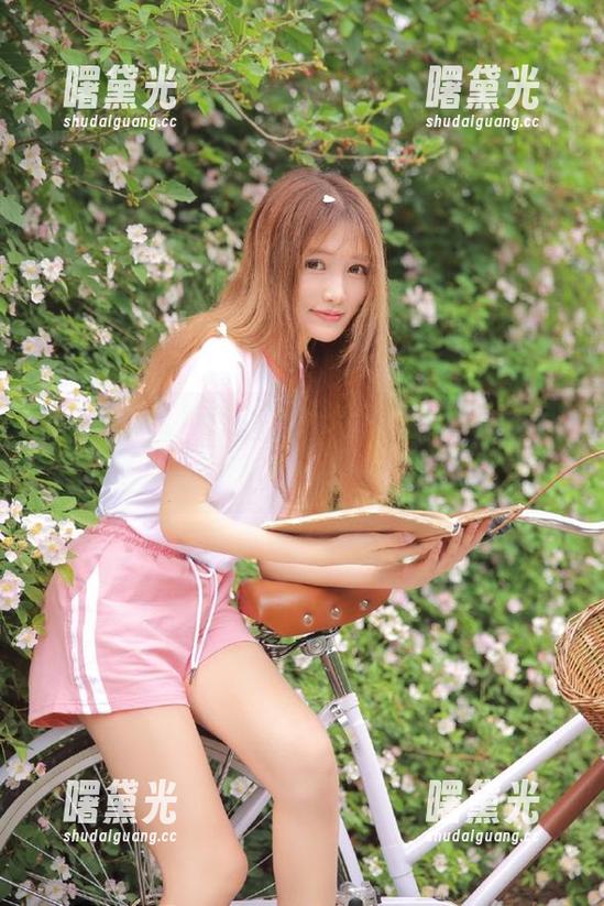 直达“黑料在线”，画风又转了，但竟然让我意外caught!