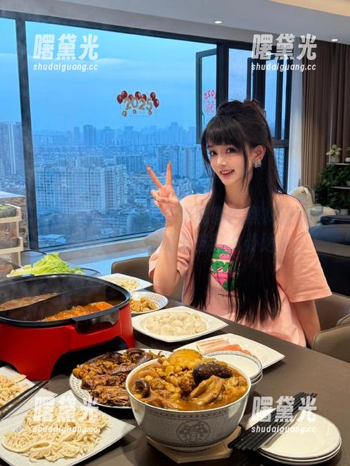 谁说茶不能喝？黑料正能量hl传送门，让你成为当红八卦达人！