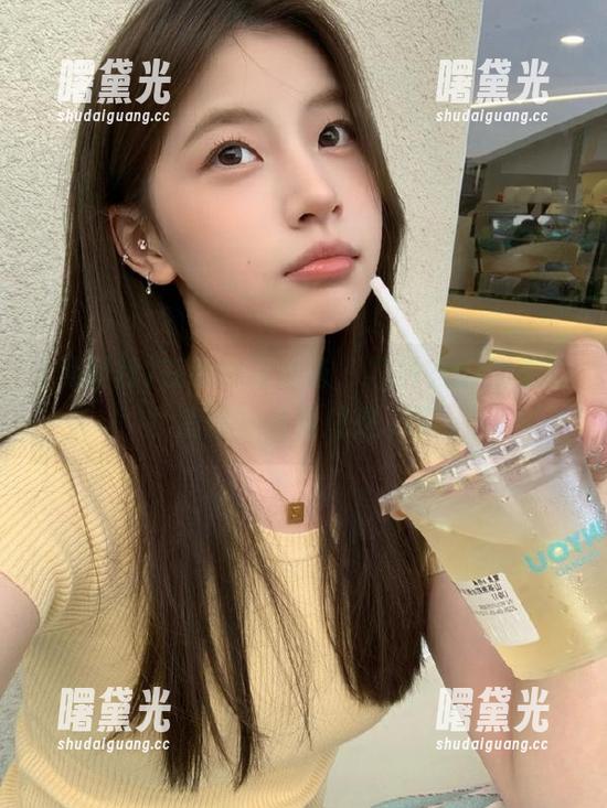 在线追星必备，黑料社app里的消遣，结果总是...哎