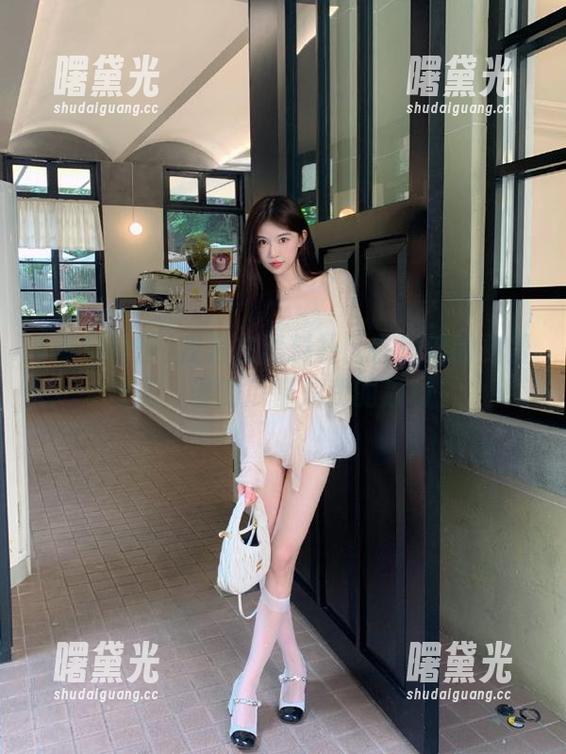 黑料社区 我是在黑料社区在线混的免费特工,谁的瓜都是我的素材!
