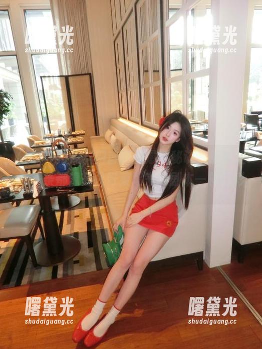 黑料网 黑料网首页的爆料秘诀,居然让每一条都像是从好莱坞来的剧本一样精彩。