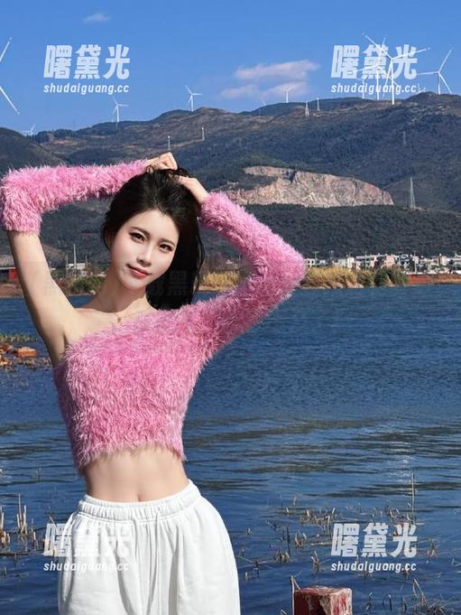 黑料网 下载黑料网,地址直接送到嘴边,瓜群众们都等不及了!