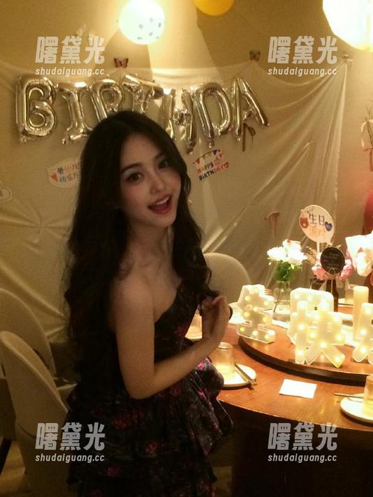 黑料网址 上“黑料网址”的线路,踩着八卦的小点,状况百出,小心看多了耽误了吃饭时间哦!